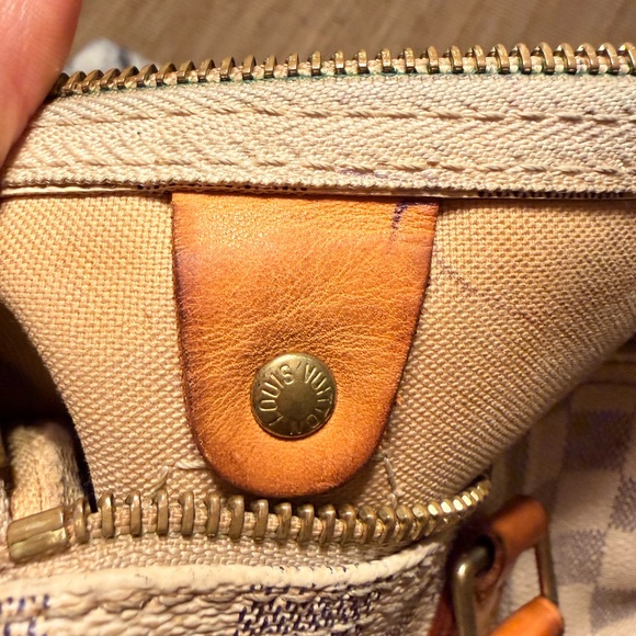 Louis Vuitton Damier Azur Speedy 30 – Pre-Loved, Great Condition - Picture 11 of 14